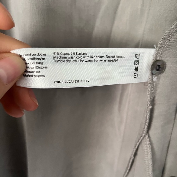 Eileen Fisher Stretchy loose fitting button down - Picture 5 of 5